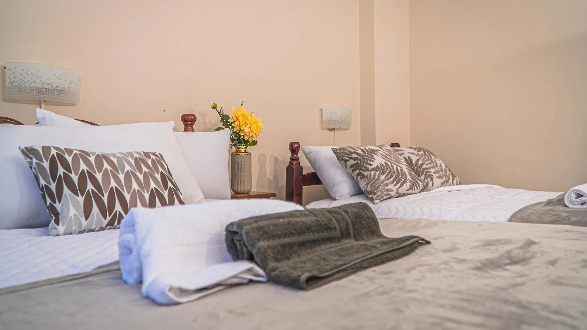 Ukuku Hostel キト ゲストハウス