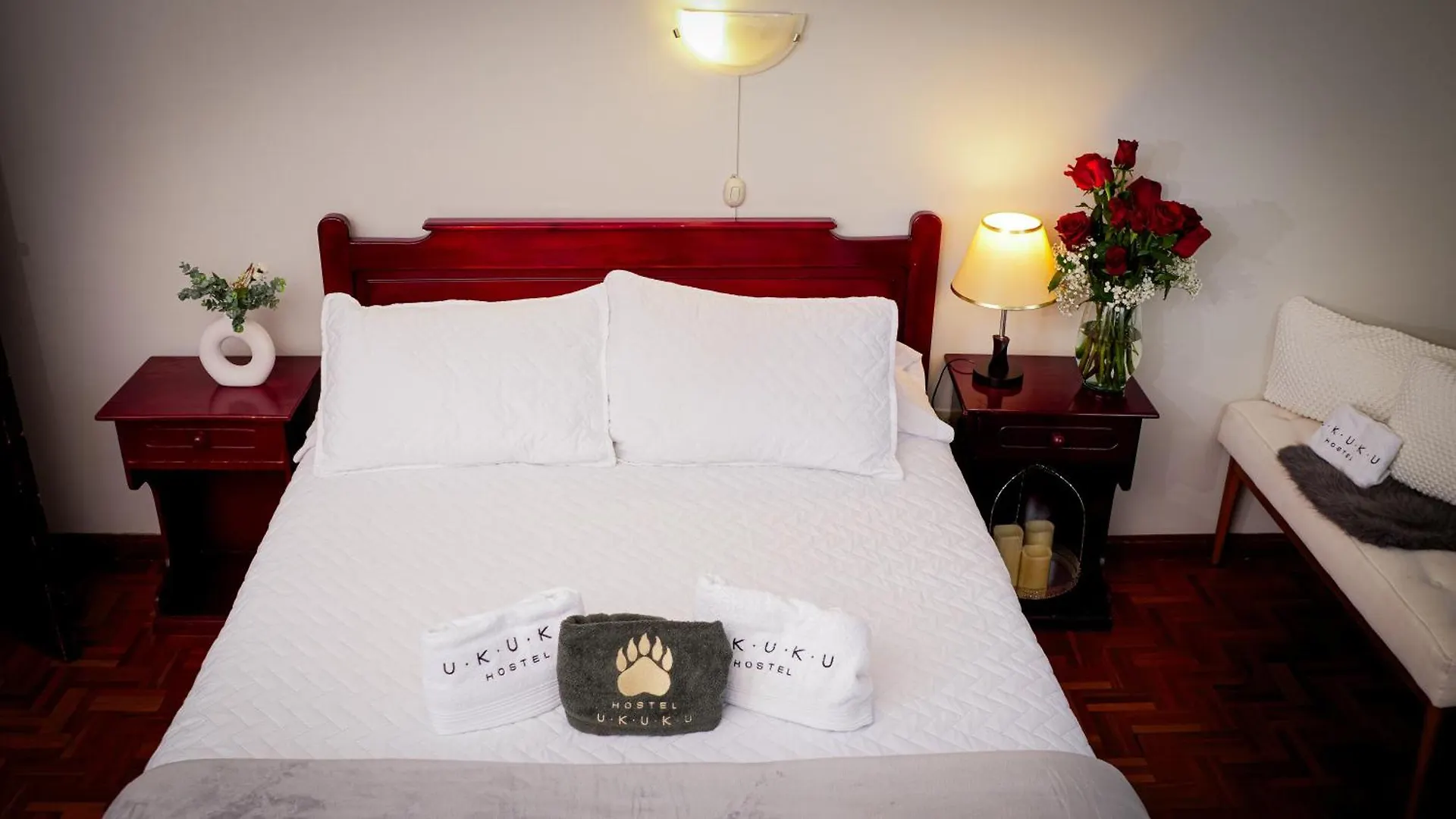 Ukuku Hostel キト